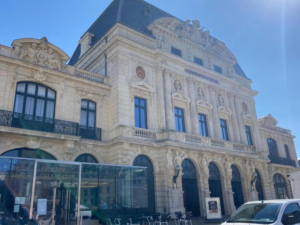 Le Hublot - Meuble Tourisme Classe 3 Etoiles Шербур-ан-Котантен Экстерьер фото